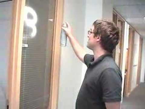 Office Prank: Developer + Igloo = ...
