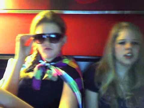 Renee en Meike gaan los 3