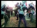 شباب يرقصون دبكه في العريش