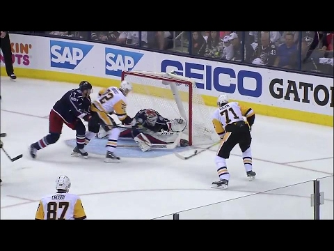 Video: Bobrovsky gets a pad down to stop Malkin's multiple chances
