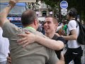 Journ-e-freehugs-Par