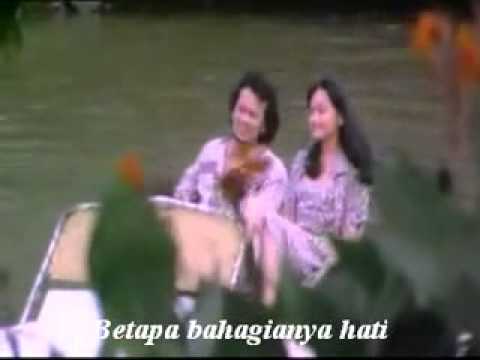 rhoma - SoundTrack Film Cinta Segitiga, 1979.