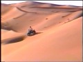 Un quad dans le sable (Oubari) Un quad dans le sable (Oubari)