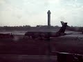 Avianca despegando de Miami Intl lloviendo