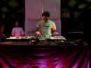 aki vemos el empiece del directo de dj rupture