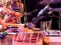 Lullatone - playing Asana's le le in Taiwan