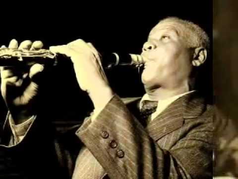 Sidney Bechet – Petite Fleur