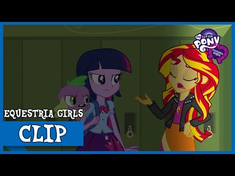 Sunset threatens Twilight - MLP: Equestria Girls 