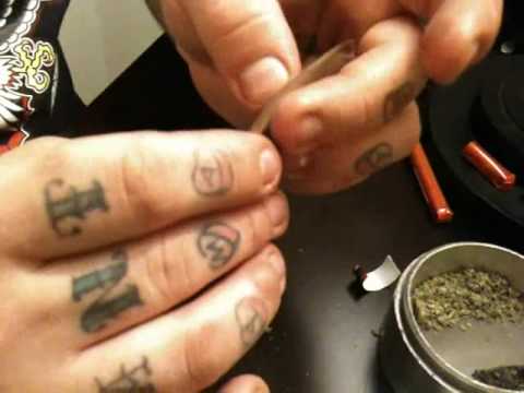 how to practice rolling a blunt