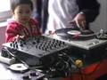 worlds youngest dj 15 months old use real turntable scratch