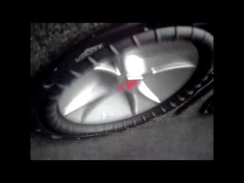 hifonics brutus bxi 1208 1200 watts amp , two kicker cvr 12 800 rms