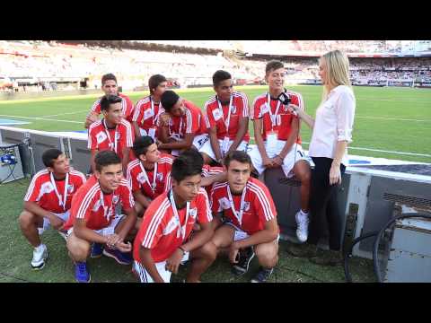 Conoc a los alcanzapelotas de River