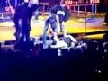 Tim McGraw Roughs Up Fan At Concert