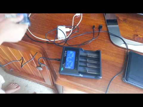 Unboxing  XTAR VC4 LCD Screen USB Battery Charger