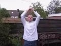 Na deel 1 beloofde wij deel 2. maar dat gaat nog wel even duren. dus hier is een story so far van Roymans en Marth, die nog steeds bovennatuurlijke krachten hebben.Acteurs:RoyMaartenCamera / Script / MontageGuidoRoyJip