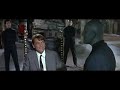 fandor bekommt als erster mensch fantomas zu gesicht.

aus: 