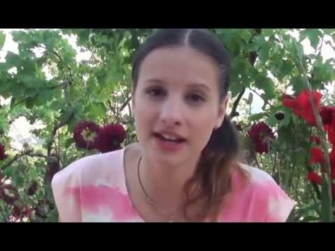 Виктория Оганисян испоняет Армянские песни