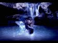 Amor (Audio: Sony Music Entertainment)