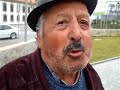 Antigo Relojoeiro da Pesqueira reza em Latim
