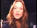 models amanda moore and carolyn murphy giving advice to future models.