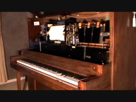 black and white - This well known Ragtime piece is one of my personnel favourites....i hope you can enjoy .