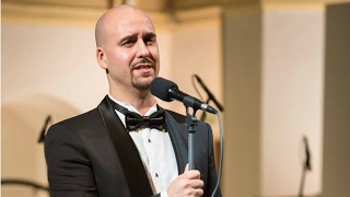 Дмитрий Янковский исполнил песни Исаака Шварца