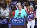 Kathleen Sebelius introduces Barack Obama Kathleen Sebelius introduces Barack Obama