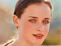 alexis-bledel-and-lauren-graham.html