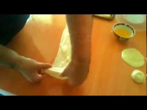 crêpe marocaine - msemen but with instant yeast. i usually do it without yeast as my mom does. however yeast makes those crepes softer and easily digestible.