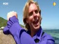 Een nieuw avontuur van de bekende Clown en Acrobaat Bassie en Adriaan. Na 15 jaar zijn ze weer terug met een gloednieuw avontuur. En deze keer beleven ze dat op het Spaanse eiland Ibiza. Als Bassie en Adriaan een schatkaart vinden gaan ze op zoek naar de schat, maar wat ze niet weten is is dat goede bekende Vlugge Japie achter ze aan zit... Bassie: Bas van Toor Adriaan: Rutger Castricum