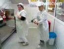 Baile del chicki chicki en el Caprabo