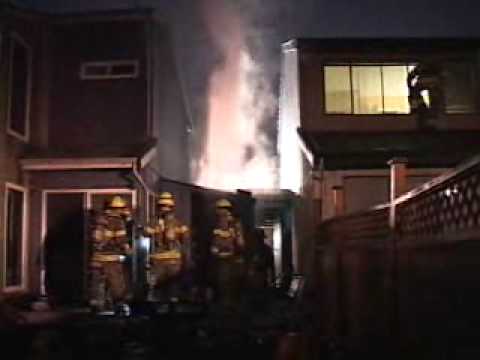 COQUITLAM CONDO FIRE AT MAPLEBROOKE PL  NOV 25 2009 TAPE TWO.wmv