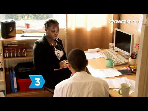 how to provide negative feedback to an employee