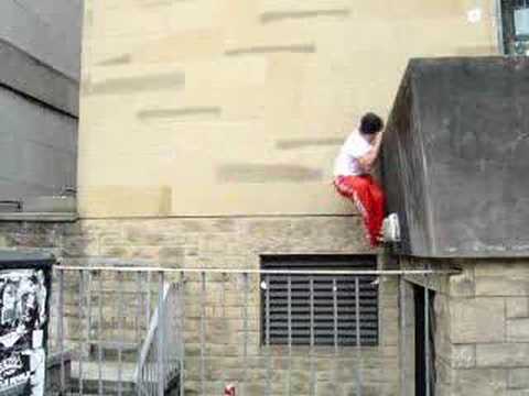 Traceur Zeno [Glasgow Parkour] June-2007