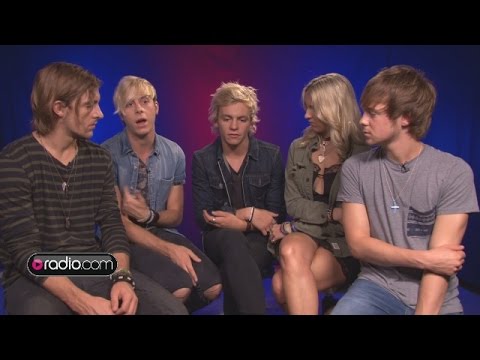 R5 Can Prove Their Pop-Rock Prowess on The Stage
