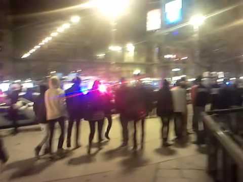 Testigos muestran imágenes tras la tragedia en una discoteca de Budapest