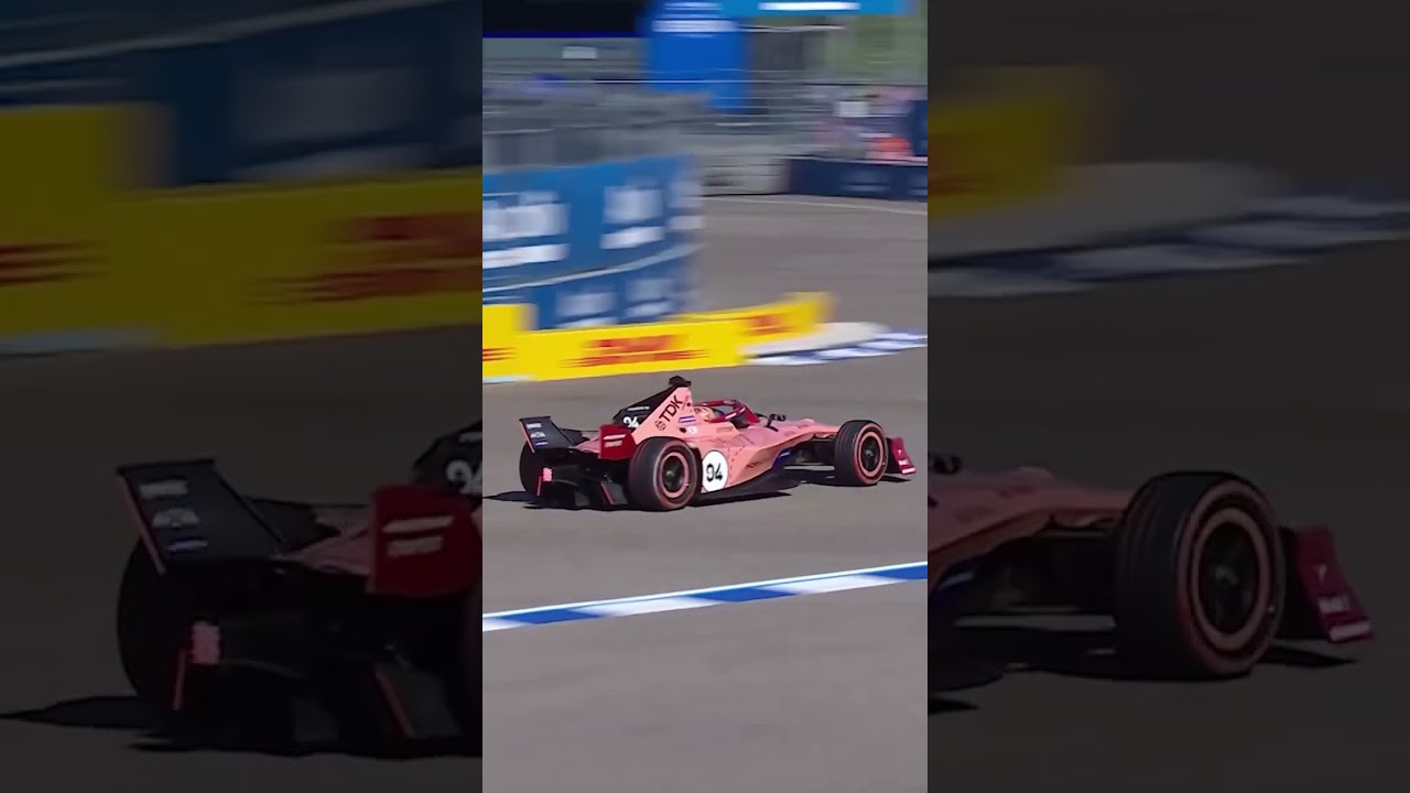 The legendary livery is back on track 😍🐷