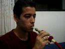 Lopan fumando narquile