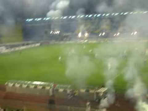 GROBARI BAKLJADA PARTIZAN-BORAC petarda:0