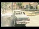 videos de Tragic automobile accident in a residential neighborhood