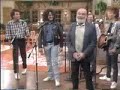 the turtles perform the theme to its garry shandlings show
