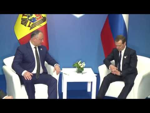 Igor Dodon a avut o întrevedere cu şeful Guvernului Federaţiei Ruse, Dmitri Medvedev