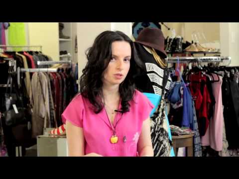 video-linktoworks-How to Remove Size Sticker Residue From Denim Jeans :...