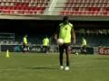 Video Divertenti - Ronaldinho - Palleggi E Quattro Traverse (Spot Nike)