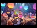 Alizée almost pulled into seats.mpg Alizée almost pulled into seats.mpg