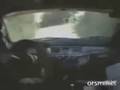 Loco al volante