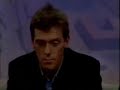 Stephen Fry & Hugh Laurie magic trick 2/2 Stephen Fry & Hugh Laurie magic trick 2/2
