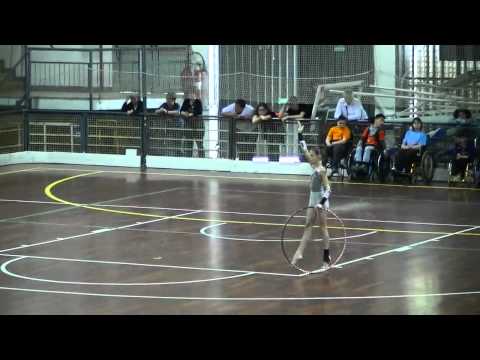 Esibizione di pattinaggio, danza, ginnastica e twirling; prima partita di baskin