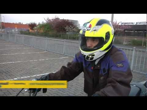 motorrijles - Valerio van BNN, bekend van o.a.Try before you die, volgt zijn motorrijopleiding bij ANWB Rijopleiding! Ben jij ook benieuwd of hij uiteindelijk zijn motorri...