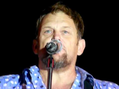 Steve Hofmeyr in Dubai 2